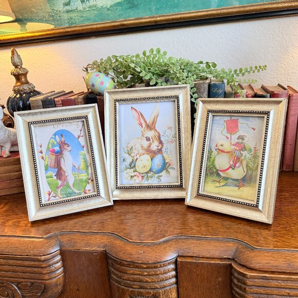 3 Vintage Easter Bunnie Pictures - Picture 4 of 15